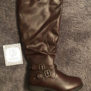 *NEVER WORN*Journee- April Wide Calf Riding Boot